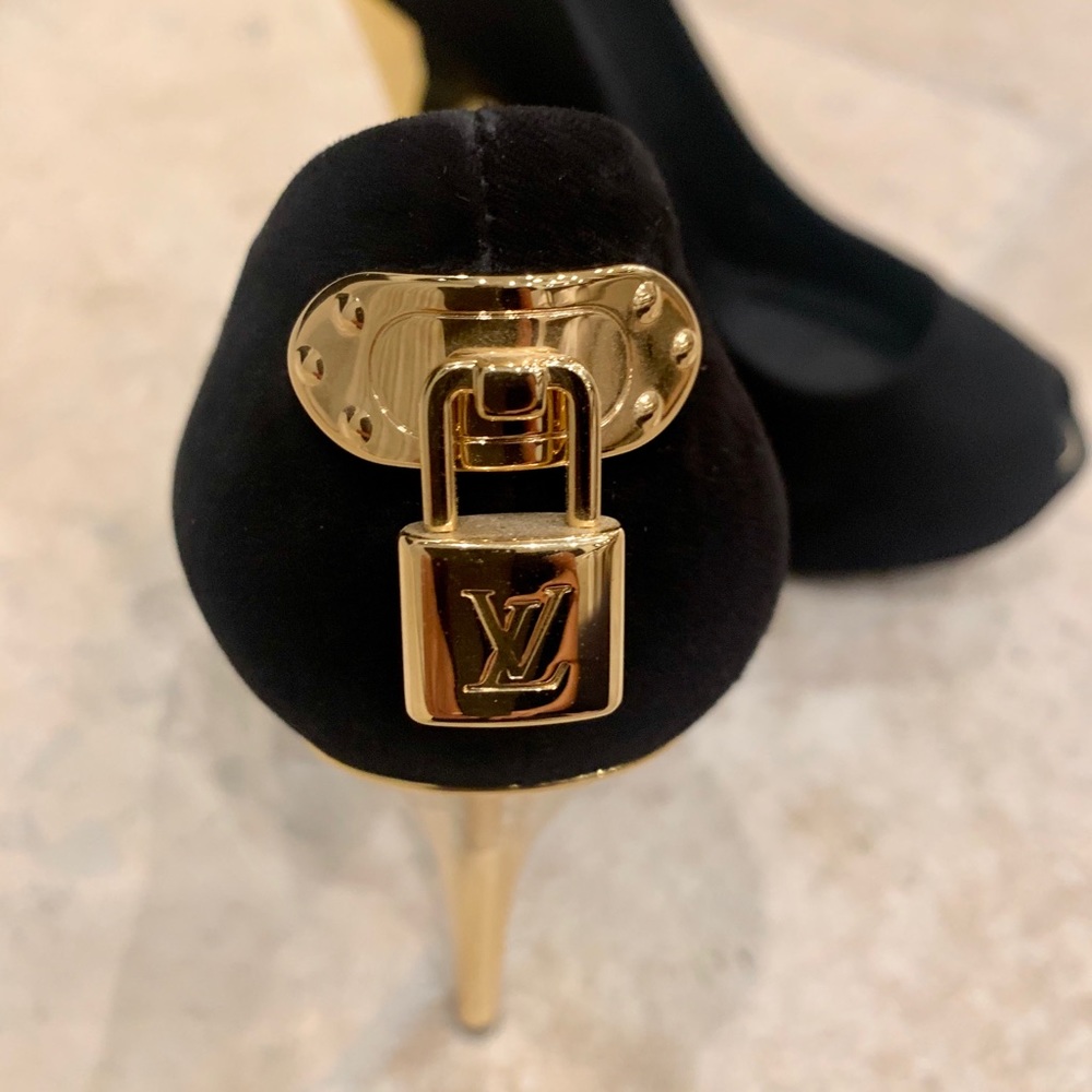 Louis Vuitton Oh Really Suede Pump - Picture 5 of 8